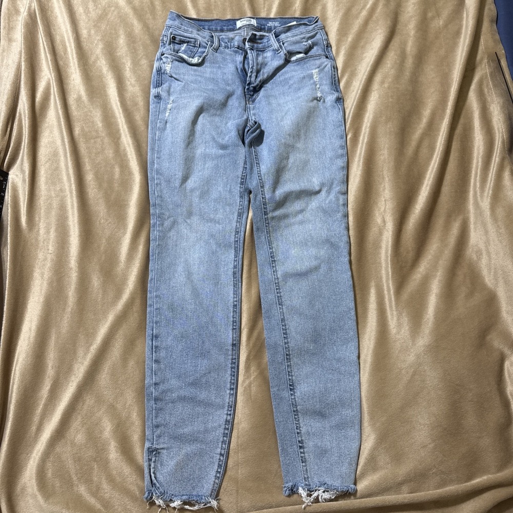 Kenzie Jeans The Kelsey High Rise Skinny Luxe Light Wash Distressed Denim